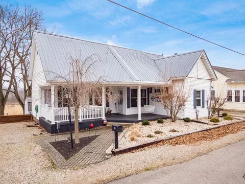 315 Race St, De Graff, OH 43318 photo 4