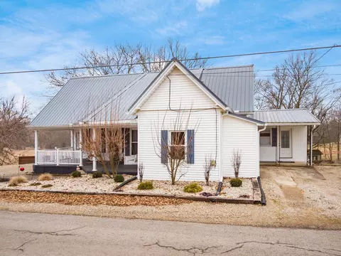 315 Race St, De Graff, OH 43318 photo 3
