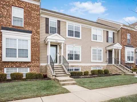 5334 Rustic Falls Dr #84, Dublin, OH 43016