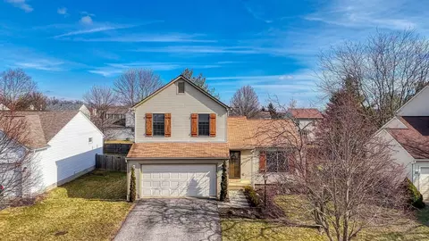 212 Overtrick Dr, Delaware, OH 43015