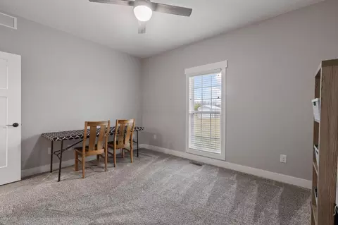 406 E Cliff St, Baltimore, OH 43105 photo 34