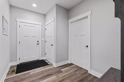 406 E Cliff St, Baltimore, OH 43105 photo 19