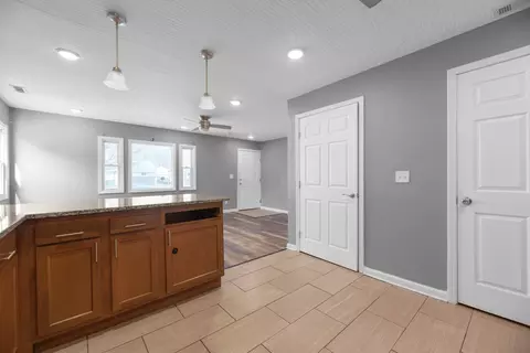 989 E 26th Ave, Columbus, OH 43211 photo 12