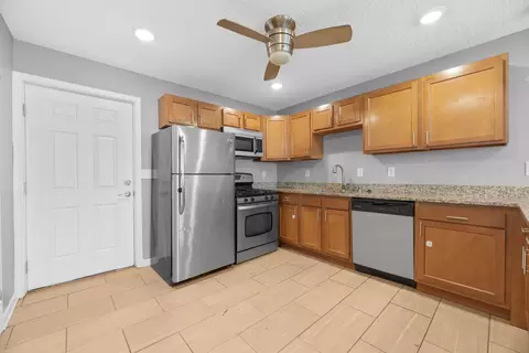 989 E 26th Ave, Columbus, OH 43211 photo 8