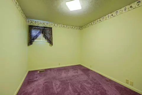 Bedroom - 305 E 2nd St, Bainbridge, OH 45612 photo 3 of 5