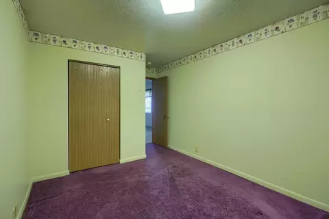 Bedroom - 305 E 2nd St, Bainbridge, OH 45612 photo 4 of 5
