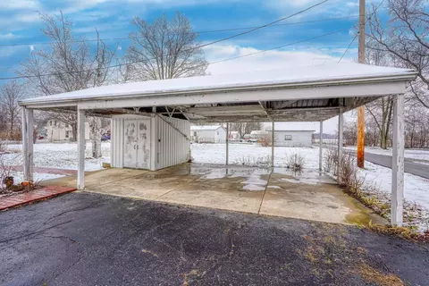 Exterior - 305 E 2nd St, Bainbridge, OH 45612 photo 5 of 9