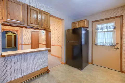 Entry Way - 305 E 2nd St, Bainbridge, OH 45612 photo 1 of 1