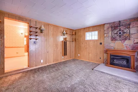 Living - 305 E 2nd St, Bainbridge, OH 45612 photo 7 of 8