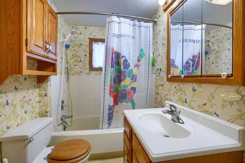 Bath - 305 E 2nd St, Bainbridge, OH 45612 photo 2 of 2