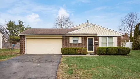 1834 Reddington Rd, Newark, OH 43055