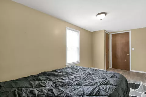 Bedroom - 593 Dean Rd, Mansfield, OH 44906 photo 2 of 3