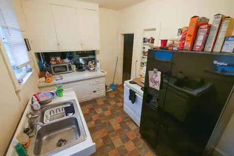 Kitchen - 434-434 S 5 S State St, Marion, OH 43302 photo 3 of 3