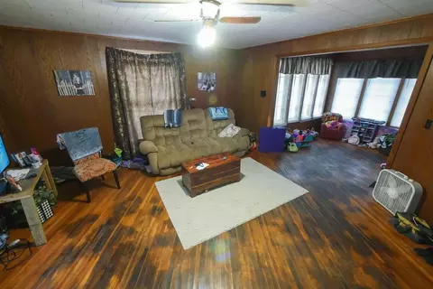 Living - 434-434 S 5 S State St, Marion, OH 43302 photo 4 of 4