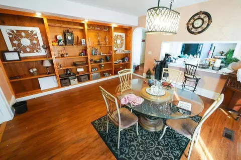 Dining - 434-434 S 5 S State St, Marion, OH 43302 photo 1 of 2