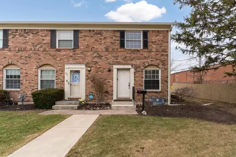 80 Tarryton Ct E, Columbus, OH 43228