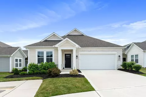 408 Village Ln, Sunbury, OH 43074