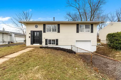 576 Harland Dr, Columbus, OH 43207