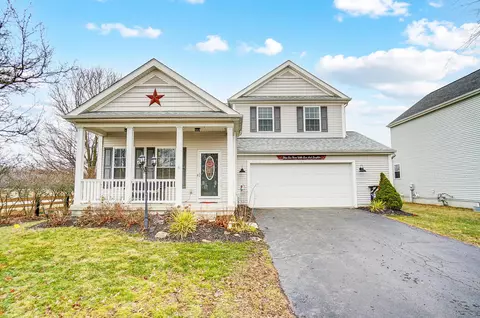 101 Brenden Park Dr, Pataskala, OH 43062