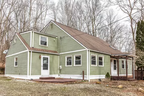 Exterior - 7609 Columbus Rd, Mount Vernon, OH 43050 photo 7 of 27