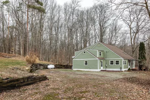 Exterior - 7609 Columbus Rd, Mount Vernon, OH 43050 photo 23 of 27