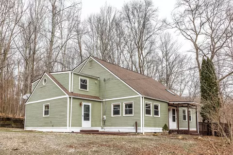Exterior - 7609 Columbus Rd, Mount Vernon, OH 43050 photo 2 of 27