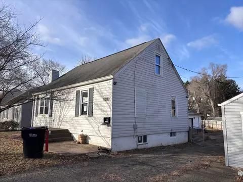 139 N 26th St, Newark, OH 43055