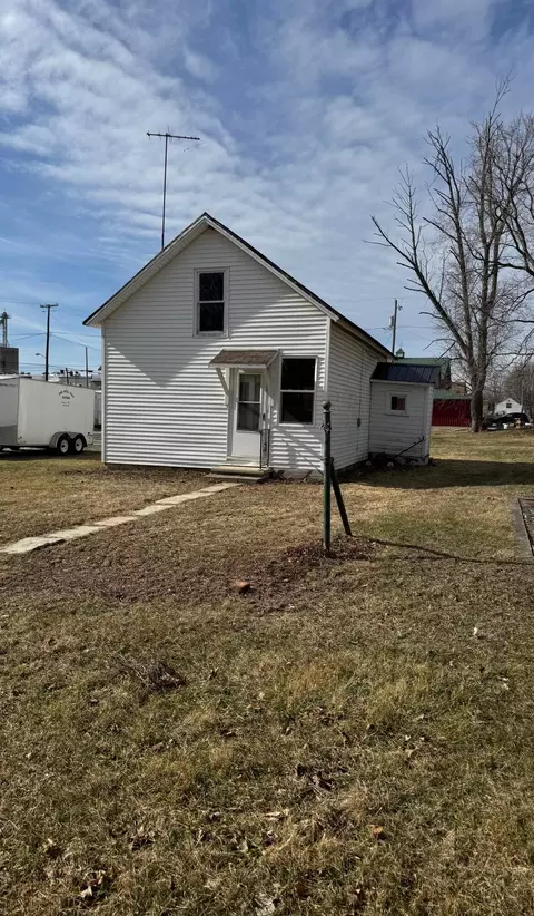 207 Ayres St S, Nevada, OH 44849