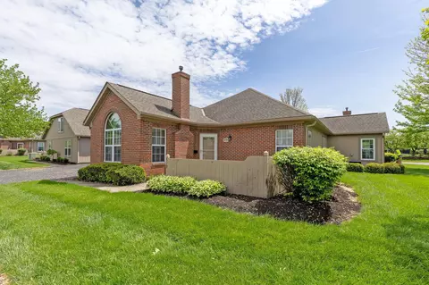 519 Dandy Brush Ln E #10, Columbus, OH 43230