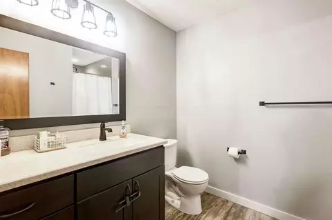 Bath - 13541 Magers Rd, Howard, OH 43028 photo 1 of 2