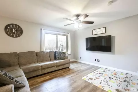 Living - 13541 Magers Rd, Howard, OH 43028 photo 1 of 1