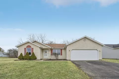 216 Fence Row Ln, South Charleston, OH 45368