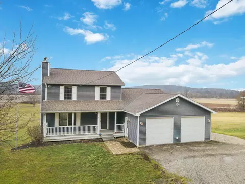 4725 Briarcliff Rd, Nashport, OH 43830