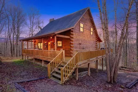 16100 Collison Rd, Logan, OH 43138