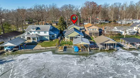 9881 Buckeye Dr, Huntsville, OH 43324