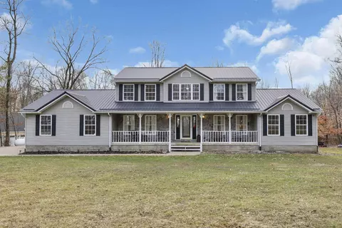 5521 Morgan Center Rd, Mount Vernon, OH 43050