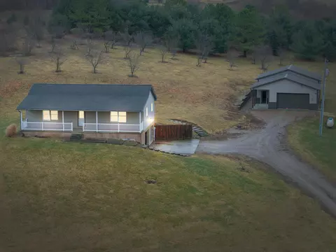 6425 Brownsville Rd SE, Heath, OH 43056