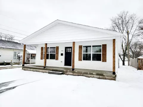 421 Lewis St, Washington Court House, OH 43160