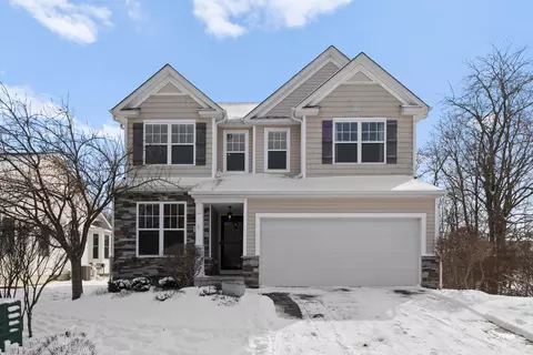 190 Crystal Petal Dr, Delaware, OH 43015