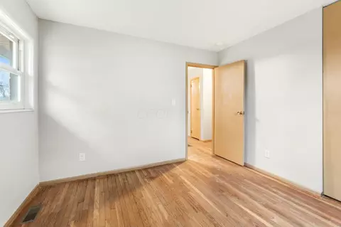2936 N Gresham Rd, Columbus, OH 43204 photo 13