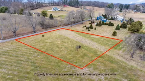 12494 Claylick Rd, Heath, OH 43056