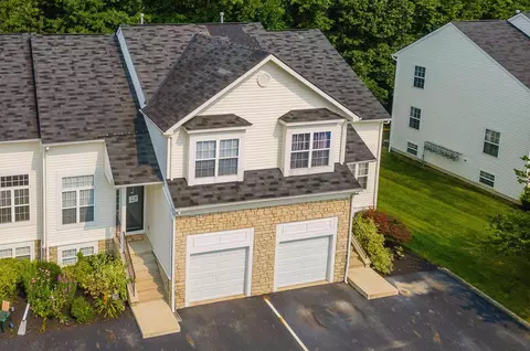 290 Preswicke Ml, Blacklick, OH 43004