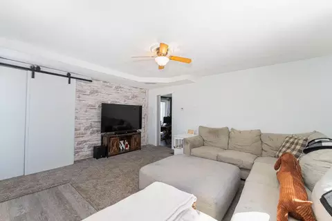 318 Mingo St, Circleville, OH 43113 photo 4