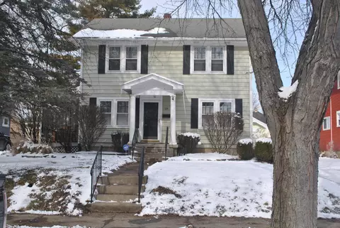 114 5th St, Springfield, OH 45504