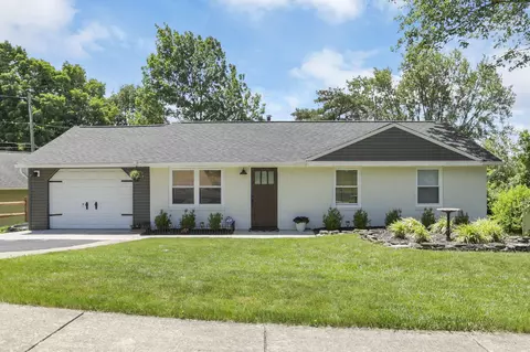 25 Lewis Dr, Johnstown, OH 43031