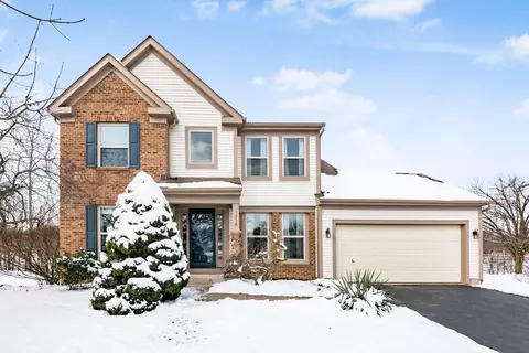 7510 Storrington Pl, Lewis Center, OH 43035
