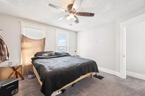Bedroom - 188 S 4th St, Newark, OH 43055 photo 2 of 3