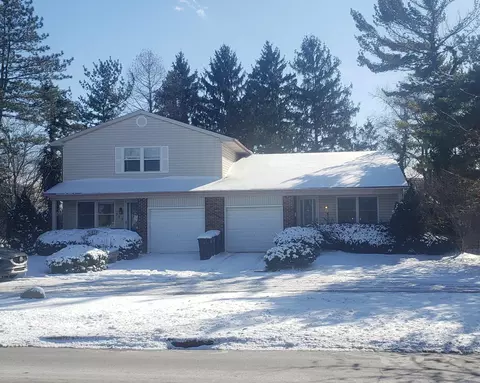 387-389 Huber Village Blvd, Westerville, OH 43081