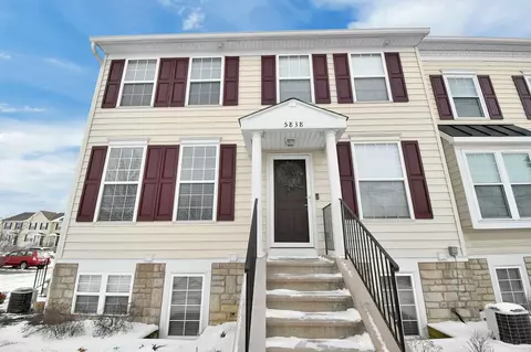5838 Stallion Dr, New Albany, OH 43054