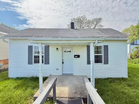 1118 E Chestnut St, Lancaster, OH 43130